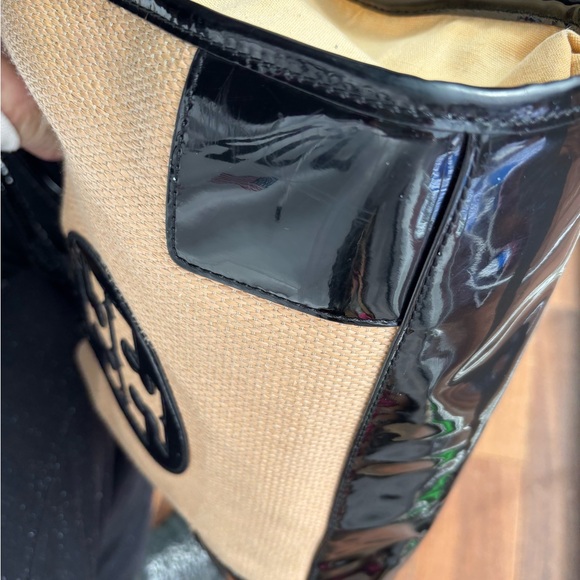 Tory Burch Ella Straw Rafia & Black Patent Trim Tote in VGUC - Picture 8 of 16